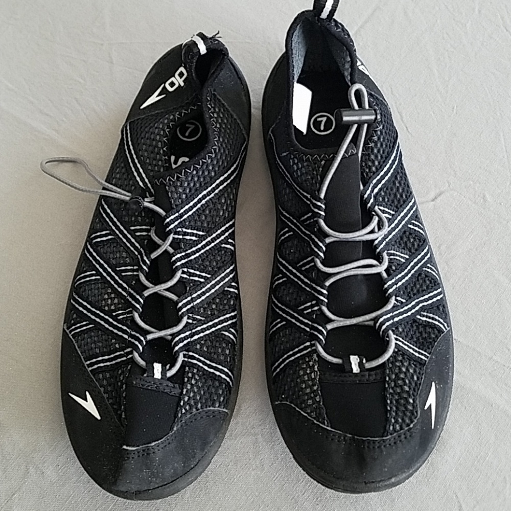 Mens Speedo water shoes